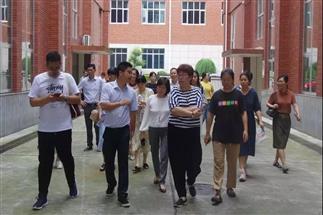 中國人民大學茶道哲學研究所湖南茶文化考察團一行赴集團白沙溪茶廠、益陽茶廠、君山茶業(yè)考察調研